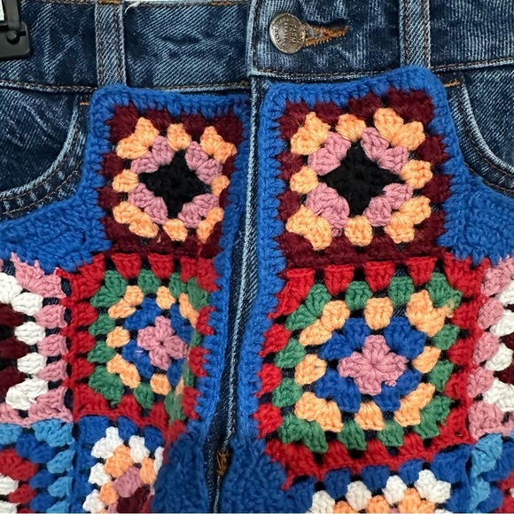 FARM Rio Colorful Crochet Women Shorts - Picture 9 of 9